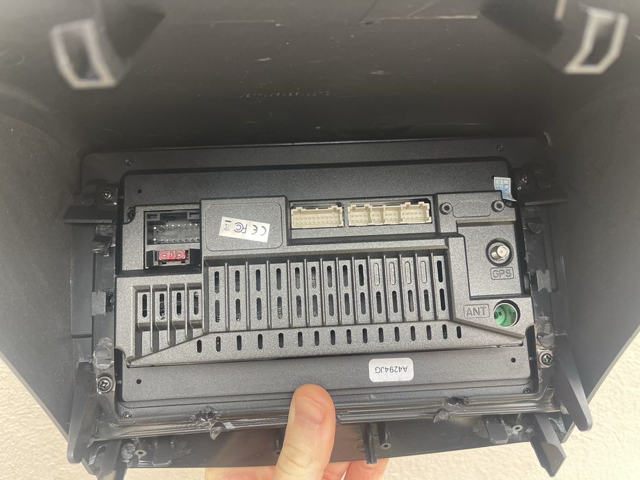 Vand navigatie dedicata peugeot 207