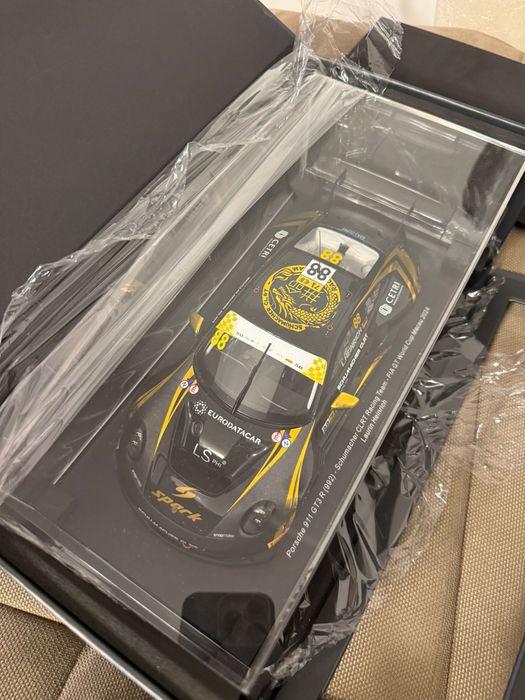 Macheta spark 1:18 porsche 911 gt3 r schumacher clrt racing team fia gt world cup macau 2024 laurin heinrich Noua