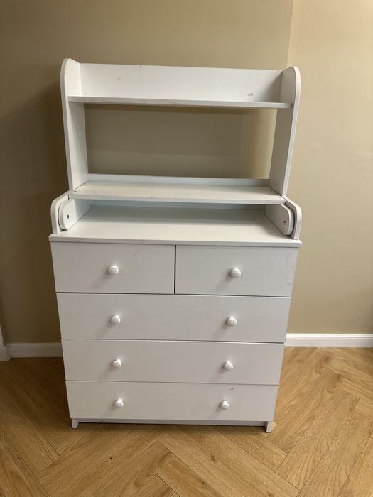 Продам пеленальный столик