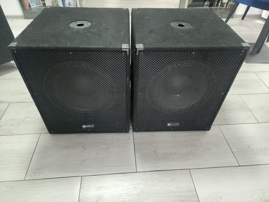 2 Subwooferi activi de 15 . 2000 lei 2 buc