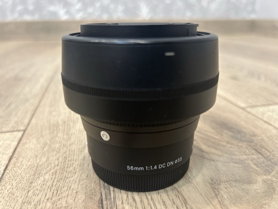 Объектив Sigma 56mm E mount
