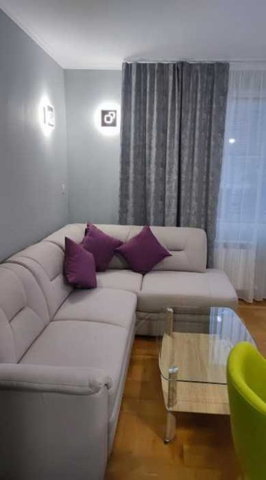 Дава се под наем Двустаен апартамент в София, Център - 60 кв.м за 870 € - Снимка #3