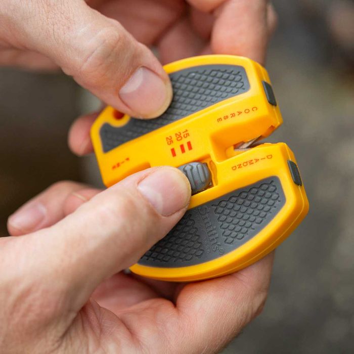 Джобно точило за ножове Smith's с РЕГУЛИРУЕМ ъгъл на заточване