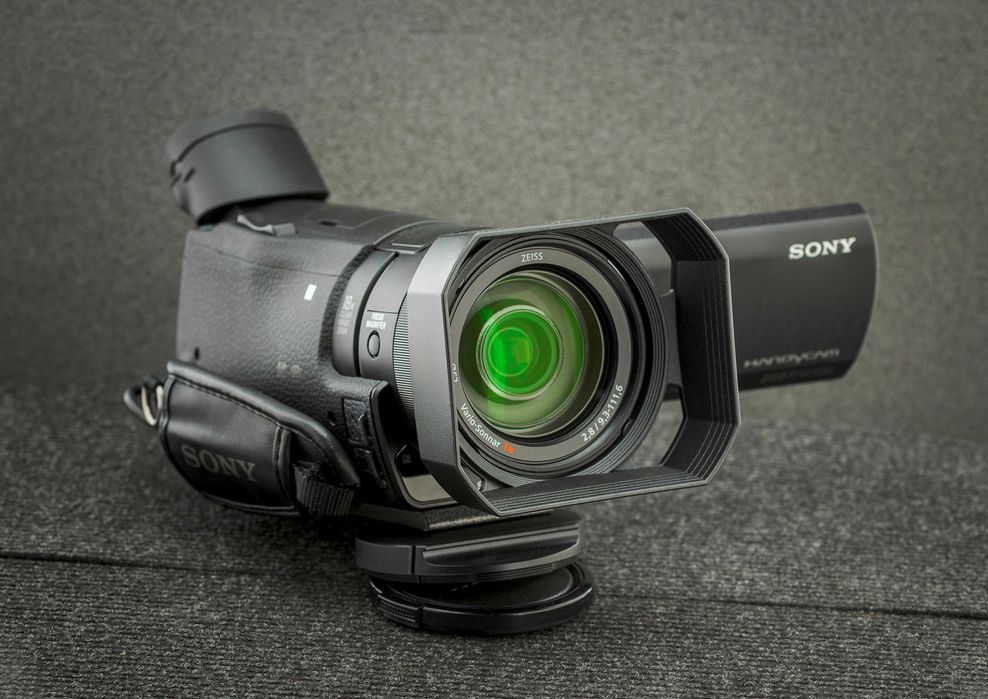 Camera video 4k Sony FDR-AX100E + trepied