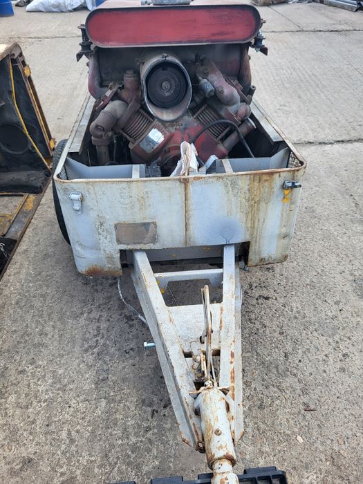 Vand motocompresor atlas copco