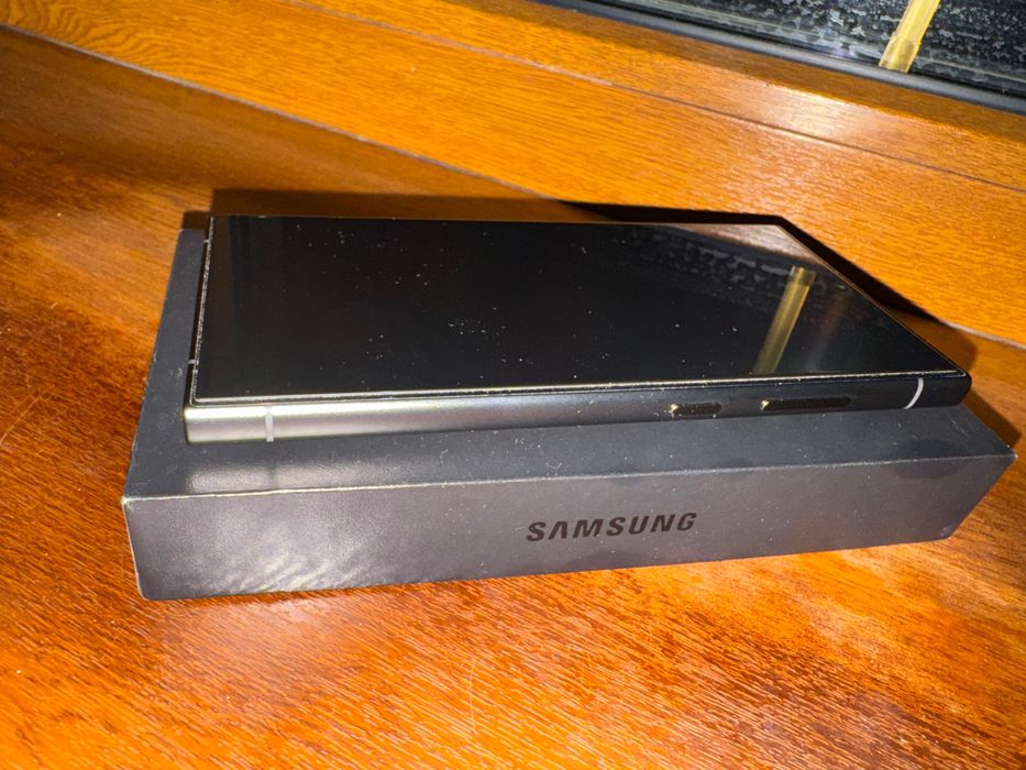 Sumsung galaxy s24 256 GB