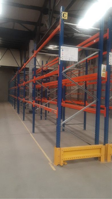 Rafturi metalice Stow