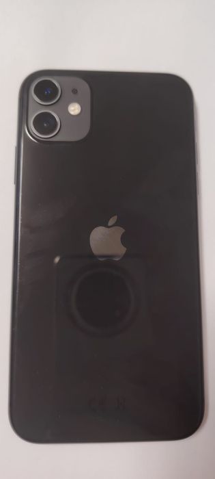 Продам айфон 11 4/128