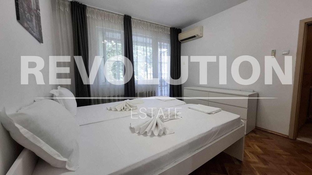 Дава се под наем Тристаен апартамент в Варна, Лятно кино Тракия - 100 кв.м за 600 € - Снимка #7