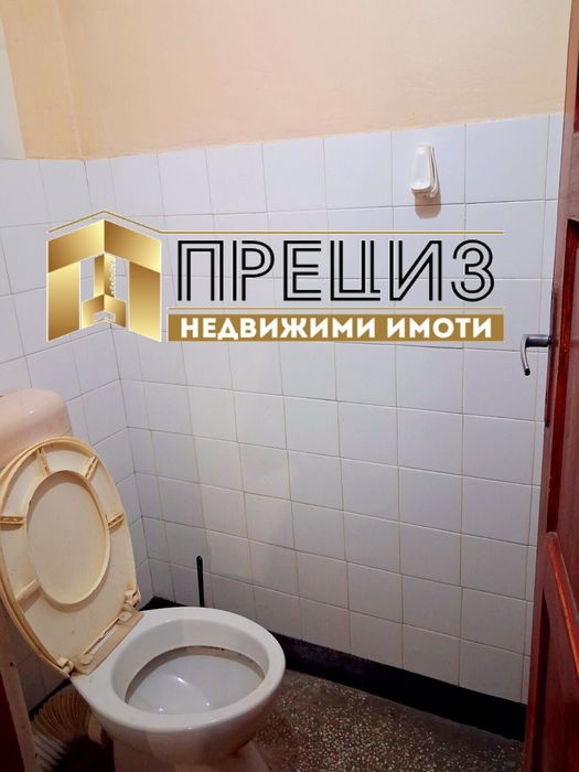 Продажба 5-стаен гр. Шумен - Куршун чешма 150m²