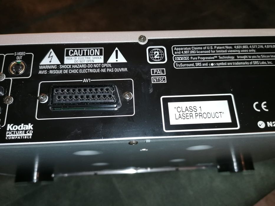 DVD Denon model DVD-2200