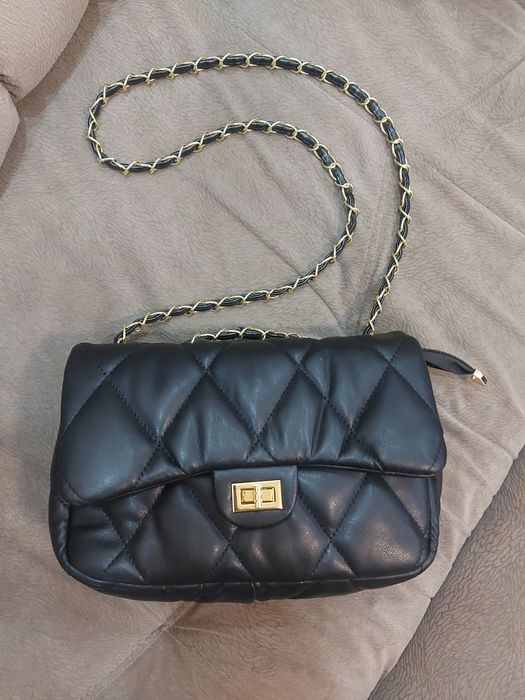 Сумку Шанель новая