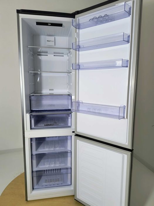 Combina frigorifica BEKO 388 LITRI NR A557