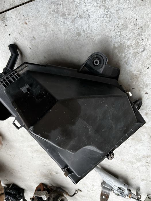 Филтърна кутия бмв е90 е87 н47д20