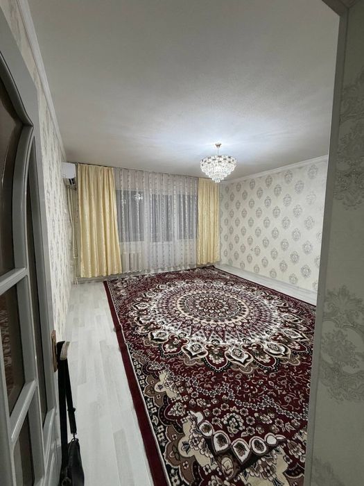 МЕТРО ХАМЗА 65м² ОТДЕЛЬНЫЙ ВХОД 2/8/9 Чиланзар И24 квартал продаётся |