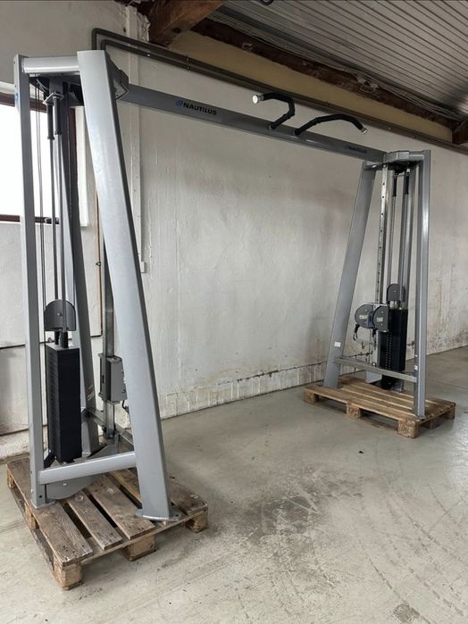 Фитнес уреди Nautilus кросоувър и смит машина