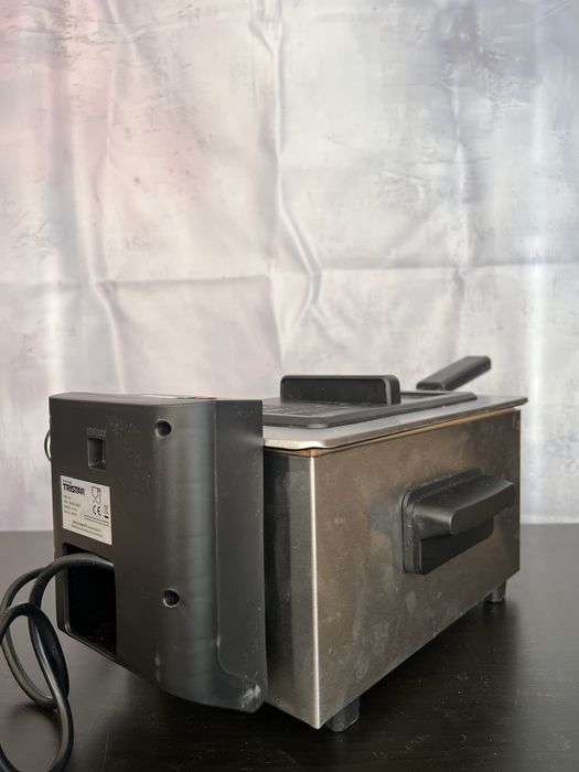 Фритюрник Tristar - нов