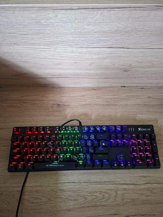 Продавам Gaming Keyboard
