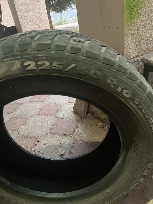 Шины зимние 215/60/16