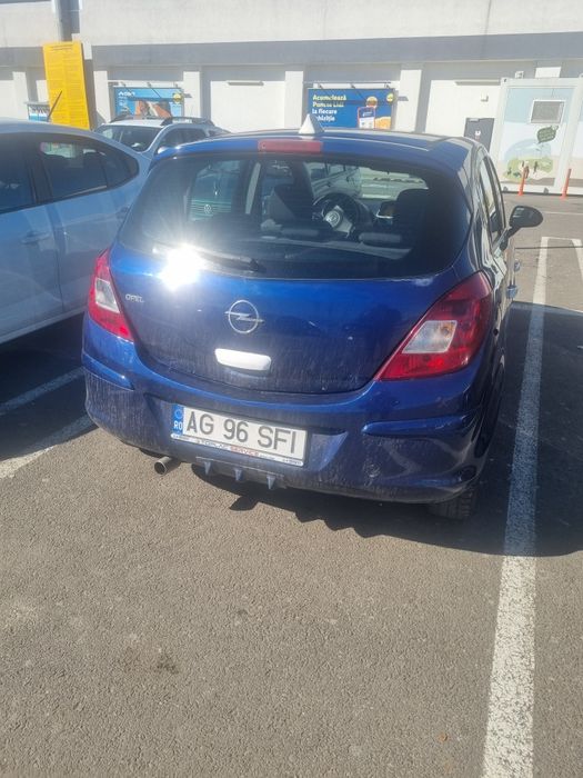 Vând Opel corsa 2008