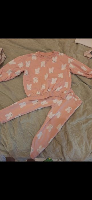 Прекрасни дрешки 98 см h&m яке и zara