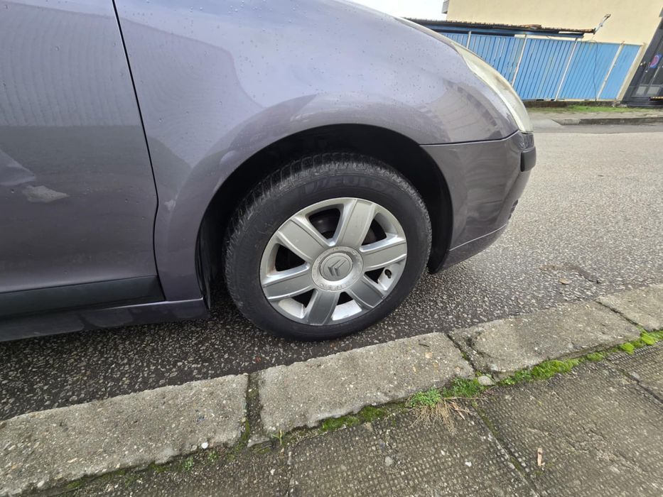 Citroen  C4 хечбек