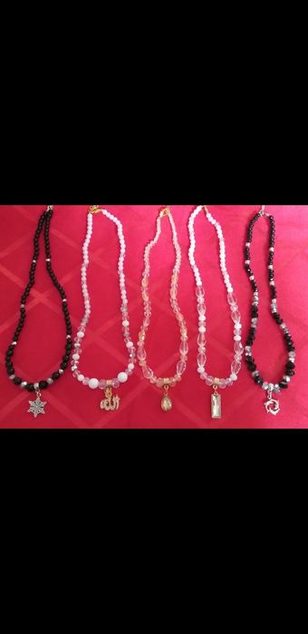 Чокер на шею по 2500тг.