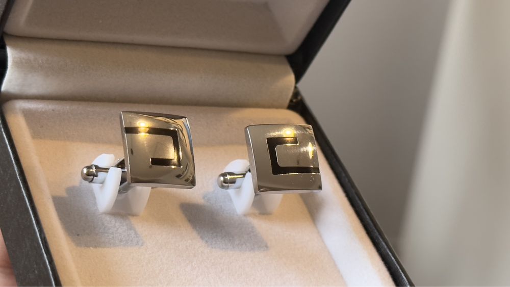 Butoni camasa argintii din inox