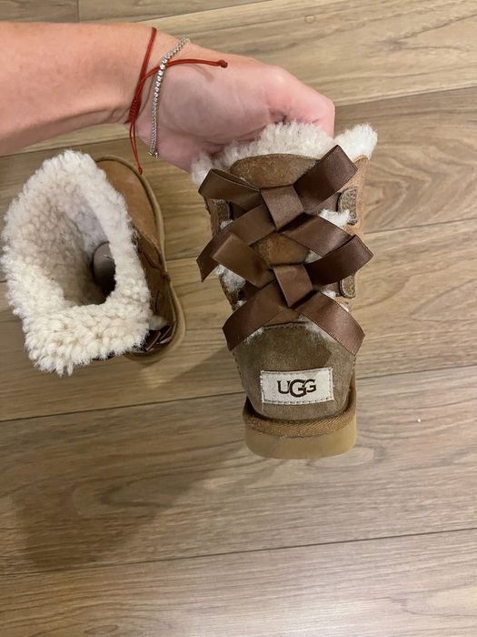 Vand Ugg fetite originali
