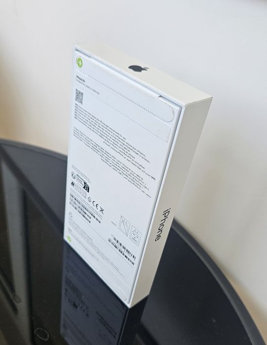 Iphone AIR  чисто НОВ