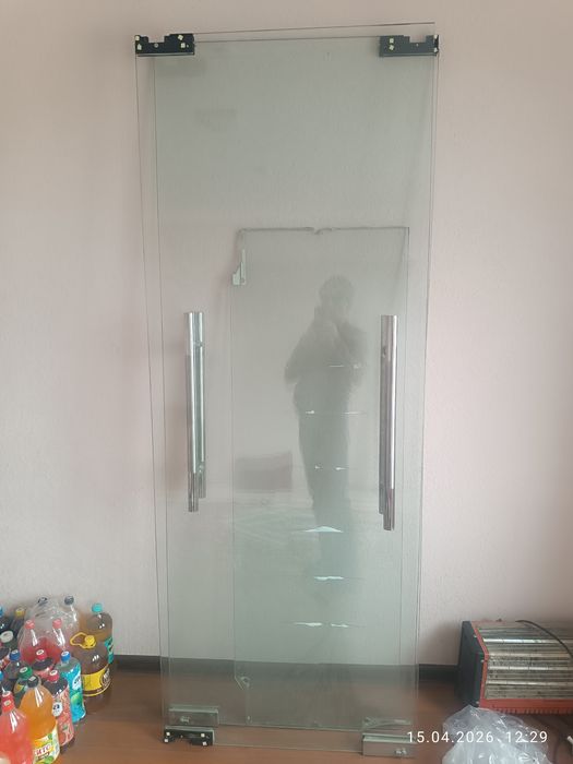 Срочно эшик ойна сотилади