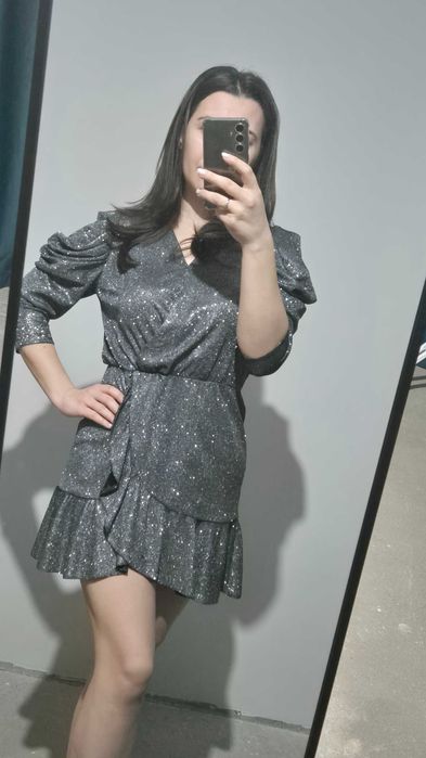 Rochie eleganta cu sclipici