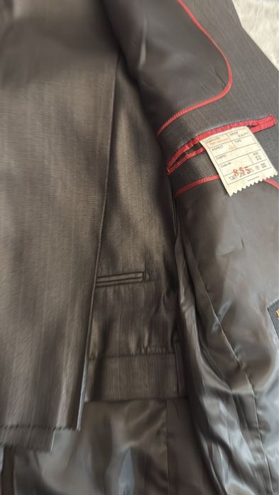 Мужские костюмы