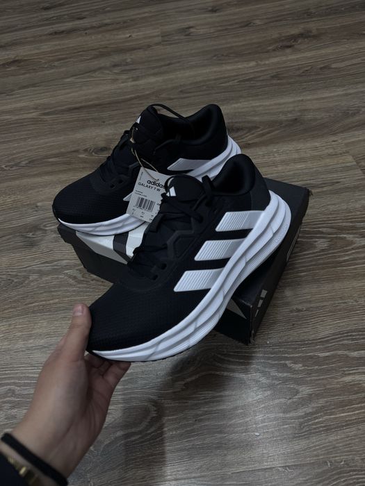 Кроссрвки Adidas Galaxy 7