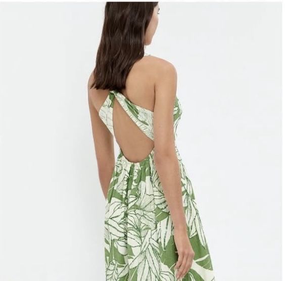 Платье новое размер s,m