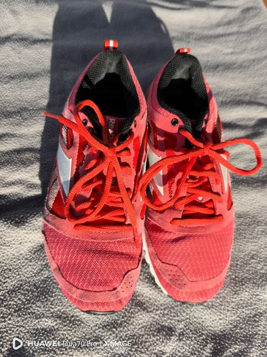 Дамски маратонки Reebok и adidas номер 37.5