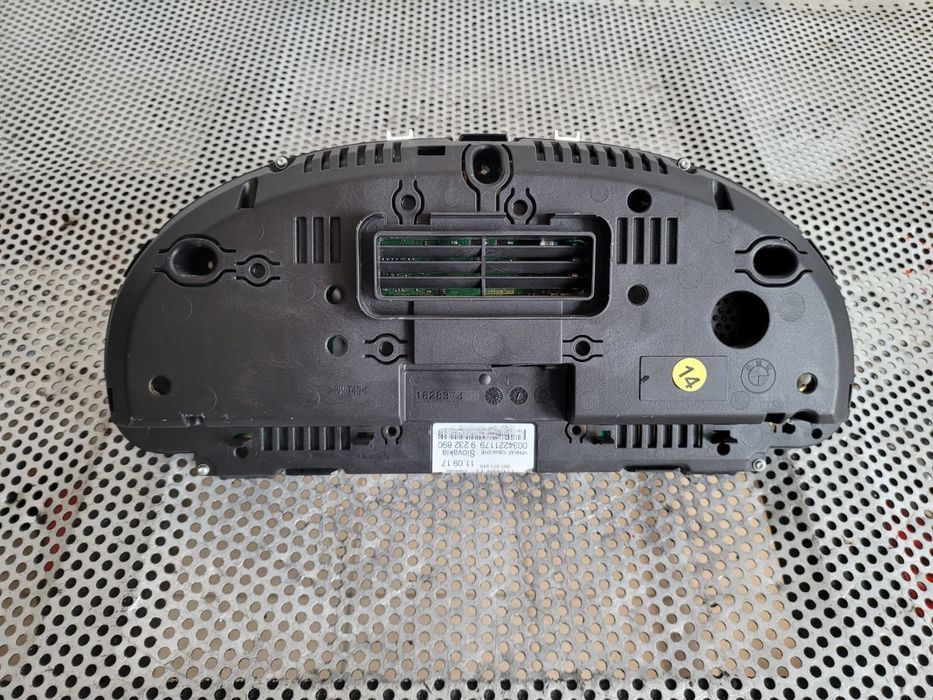 Ceasuri Bord Bmw X3 X4 F25 F26 Volan Stanga 2.0 Diesel Motor B47 Cod 9232890 Dezmembrez Bmw X4 F26 2.0 D Motor B47 Xdrive 4x4 Volan Stanga Bi-Xenon
