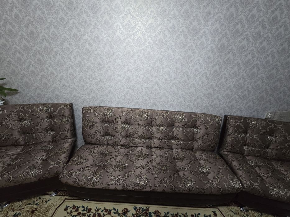 Продается диван (тройка)