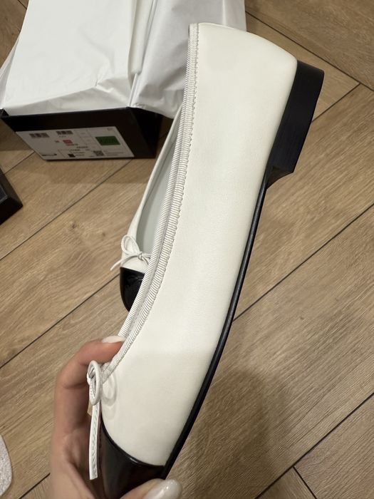 Балетки Шанель в белой коже