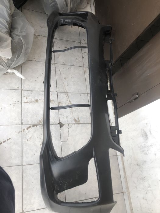 Бампер новый продаеться