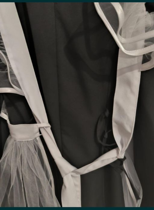 Школьный белый фартук