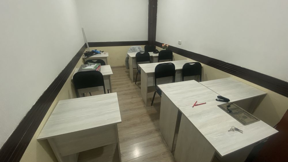 Parta stul komplekt sotiladi