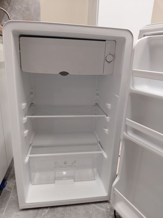 Холодильник AVA  в отличном состоянии