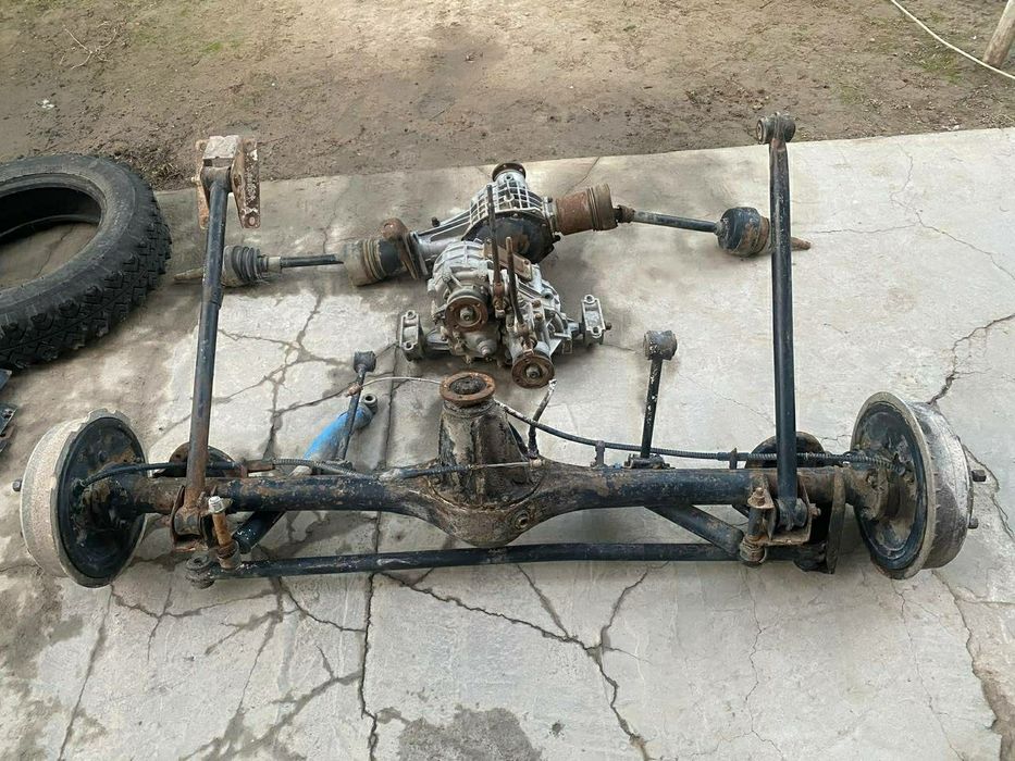 Запчасти "Нива-2121" б/у