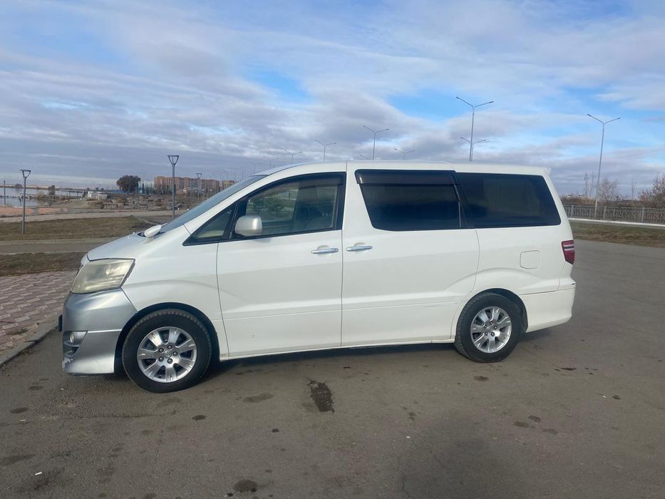 Продам Toyota Alphard