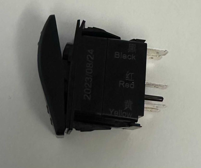 Intrerupator cu led diferential blocabil fata in-out