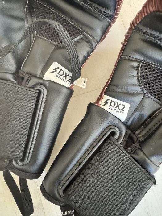 Дамски боксови ръкавици