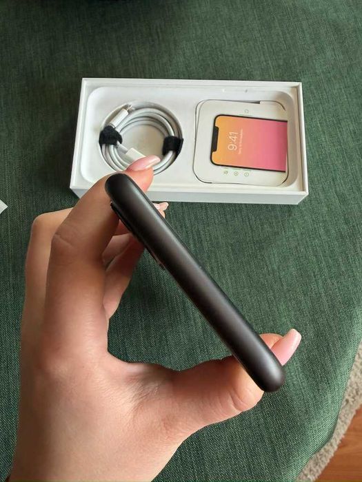 Много запазен iPhone 11