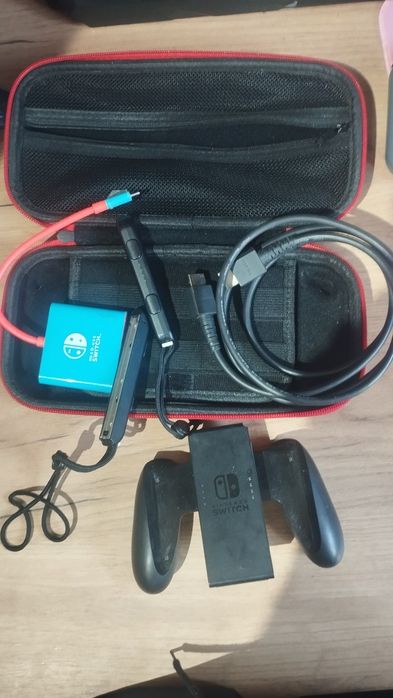 Продаю прошитый Nintendo Switch rev2