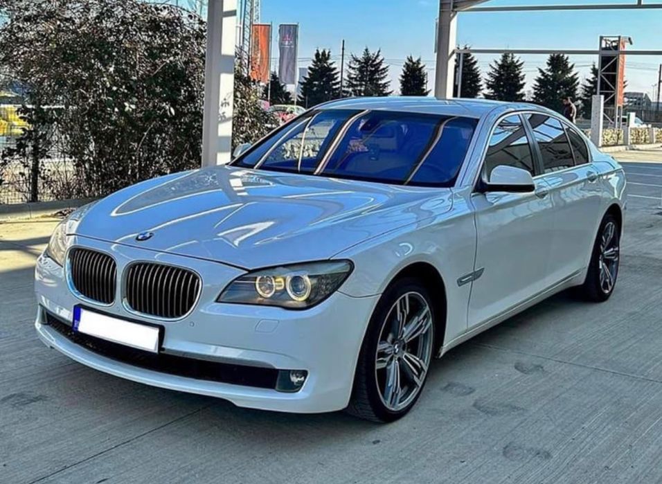 BMW seria 7 f01 an 2010